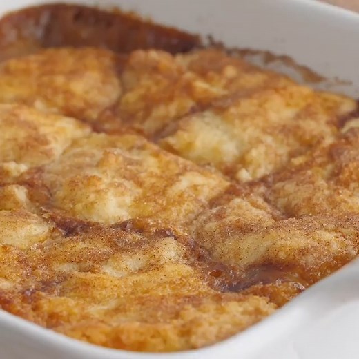 SNICKERDOODLE COBBLER is one of those Easy recipes that tastes insanely Delicious! We Love a huge scoop of vanilla ice cream on top! FULL WRITTEN RECIPE HERE-->> 🧡 https://myincrediblerecipes.com/snickerdoodle-cobbler/ | Incredible Recipes