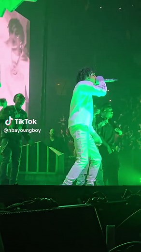 NbaYoungBoy (@nbayoungboy)’s video of yb concert