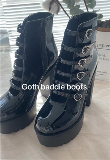 My fav goth boots #chunkyheels #gothboots #blackshoes #womenshoes #platformshoes