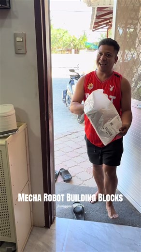 Mecha Robot Building Blocks for Creative Play