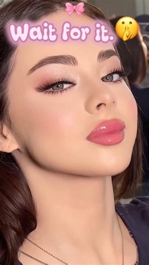 Stunning Makeup Transformation! ✨ Step-by-step makeup tutorial for a flawless and snatched look.