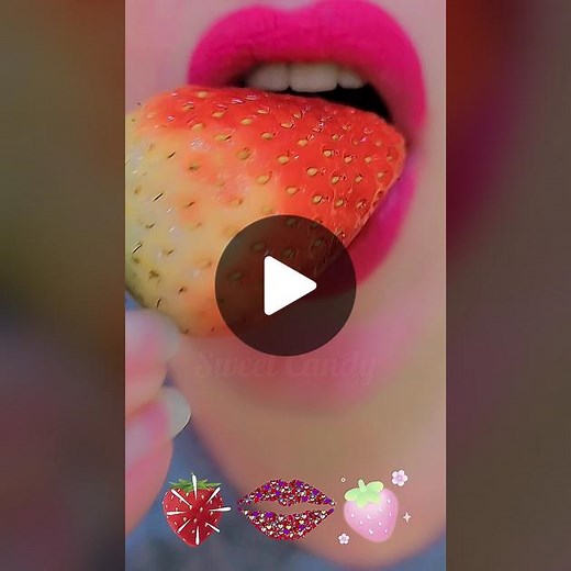 asmr 🍓 Strawberry eating sounds #eatingsounds #asmreating #asmr #fyp #foryou #foryourpage