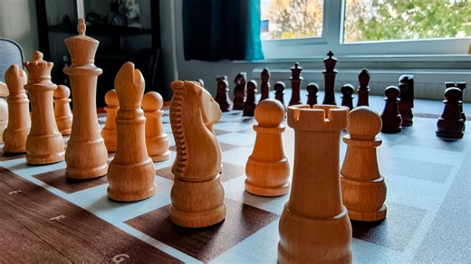 Forget smart bulbs and smart glasses, I've fallen in love with a smart chess set
