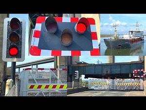 Kingsferry Lift Bridge, Kent (Full Raise)