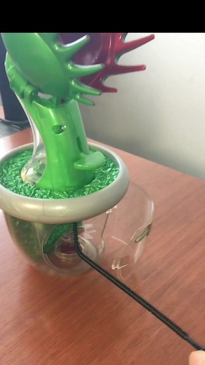 Electronic Venus Fly Trap Toy - Nature Inspired Toy