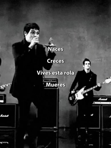 Gerard Way y My Chemical Romance: I Don't Love You en Vivo