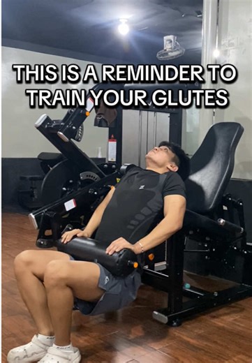 TRAIN YOUR GLUTES! why? explanations in the video! top exercises you can do for glutes: 1. any hip thrust (no. 1 pick) 2. hinges (45 ext, sldl, rdl) 3. hip abductor machine note: no, this is not my best execution of the movement but it is definitely viable to do in a leg/hamstring machine #gymtok #gym #glutes #glute #hipthrust