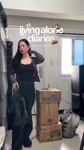 all these groceries just to cook the same three dishes🛒🍎🍌🥕🍅🥬 Grocery rack link: @pearl LIVING ALONE DIARIES GROCERY RESTOCK #livingalone #livingalonediaries #groceryhaul #groceryshopping #restock