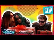 How the Villains Stole Christmas 🎄- Disney's Villains of Valley View - @disneychannel