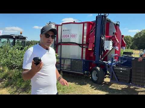 BLUEBERRY HARVESTER JAGODA 300 - mechanical harvesting | Revolutionary Blueberry Harvester