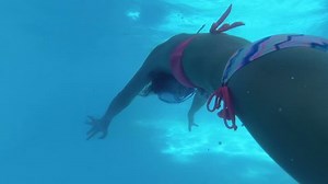 Girl Mask Under Water Swimming Pool 库存影片视频（100% 免版税）33549382 | Shutterstock