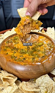 This chili cheese dip blew me away 🧀🔥 creamy, cheesy, and absolutely addictive ✨