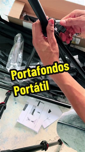 Un producto no esencial pero súper necesario y muy práctico para tus fotos o videos. Descubramos juntos este porta fondos. #portafondo #fotografia #foto #fotografo #fotografotiktok #productosmercadolibre #comprasonline #ciclorama #viraltiktok #parati