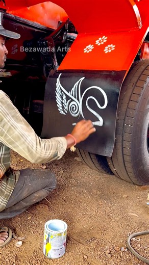 India's Most Talented Truck Paint Artist at Work 🇮🇳🚛 #shorts #viral #art