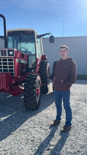 Whole Tractors for Sale in Upcoming IH Online Auction