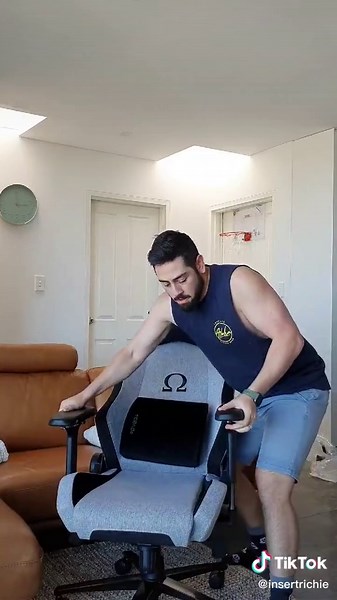 Unboxing Secretlab OMEGA Gaming Chair