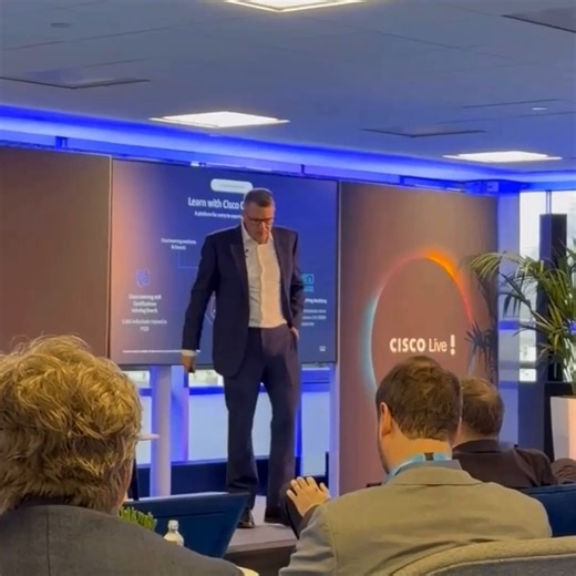 205K views · 2.8K reactions | "If you see anybody walking around here...