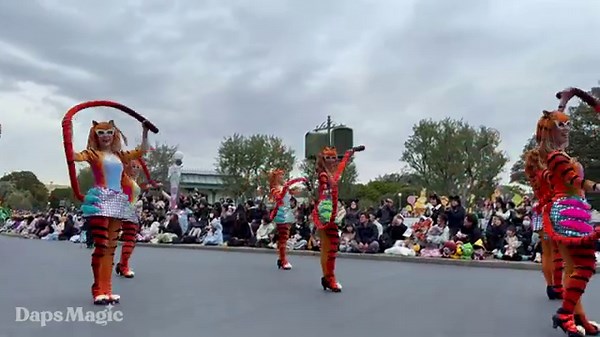 Disney Harmony in Color Parade | Tokyo Disneyland | Tokyo Disney Resort 2025 4K