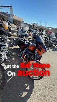 🏍️🔥 Caminando por la subasta de Bar None Auction en Sacramento, CA,