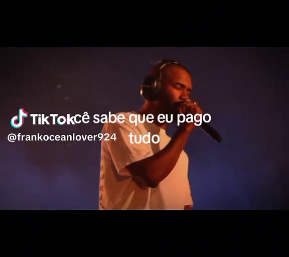 o pai te leva de nave, bb 😎🤙🏼🤙🏼🤙🏼🤙🏼🤙🏼🤙🏼 #frankocean #frank #blond #channelorange #music #meme #frankoceanwhereareyou #frankoceantiktok #franktok #frankoceanedit #maesolteira #mcdavi