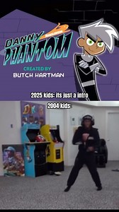 HE’S A PHANTOM 😭🔥 #foryou #dannyphantom #nickelodeon #intro #nostalgia #fyp #fy #foryoupage #childhood #memories #themesong #reels #reelsinstagram #reelsvideo | Jydnsy