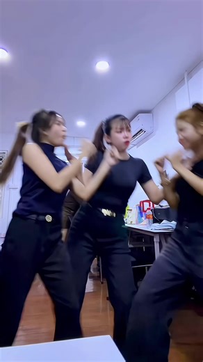 Chaw K's Musical Journey with Eizin Win 1996