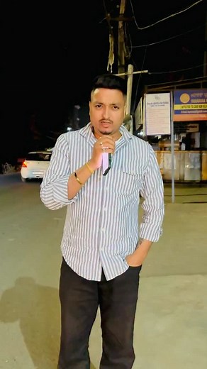 🏞️ Prime Investment Land | Srinagar – Kashmir’s Tourism Hub 📍 Location: Dudh Pathri Road, Khanshaab (Only 13 KM from Srinagar Airport) 📐 Total Area: 4,500 KANAL 💰 Rate: ₹6 Lakh/Kanal (Negotiable – On Table Deal) ✨ Perfect For: 🏨 Luxury Resort & Hotel Development 🏡 Premium Farmhouse Projects 🌿 Eco-Tourism Destination / Holiday Hub 🌍 Highlights: • Strategic location near Dudh Pathri – a fast-growing tourist hotspot • Excellent connectivity to Srinagar Airport • Ideal for long-term tourism 