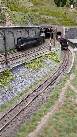 Modellbahn Steinburg. 03 1007 auf der Moselrampe. #train #CarMotion #Märklin #modellbahnanlage #h0