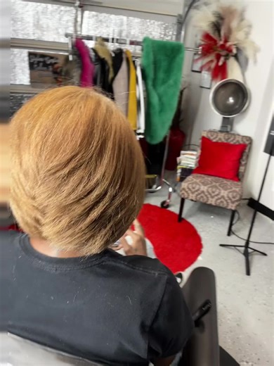 Book your look !!!!