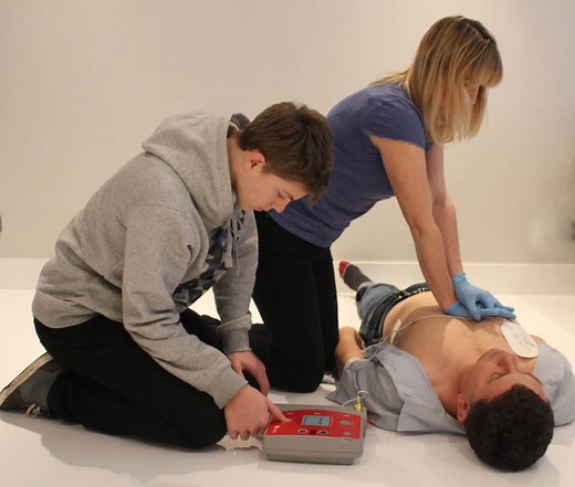 Cardiac Arrests - How to perform CPR and use an AED