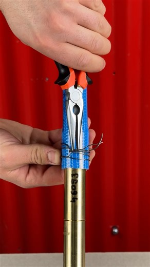 Simple wire clamp for pipes 🪛 #wireclamp #diyplumbing #tooltips | Beamish DIY