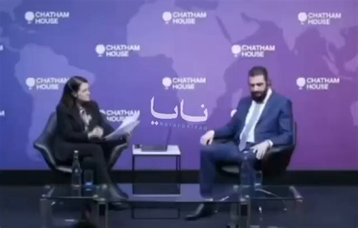 Ενθουσιασμένος ο ισλαμοκανιβαλος που πίνει νερό από μπουκάλι και όχι από φλασκί. Δεν ήξερε μάλιστα πως δουλεύει το μπουκάλι…