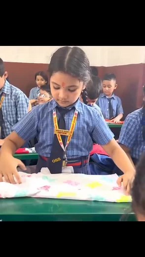 Today's all about life skills for our Grade 1 & 2 champs! From folding clothes to brushing teeth, we're becoming masters of everyday awesomeness. Who says learning can't be practical and fun? 🌟👕🦷 #BaglessDay #LifeSkills #Grade1and2Students