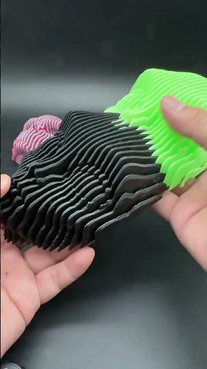 3D-printed alien masks that glow in the dark#3dprinting #glowinthedark #asmr