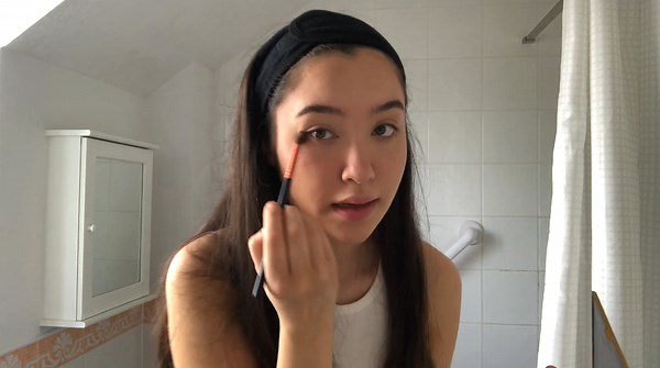 Pretending I'm on Vogue Beauty Secrets