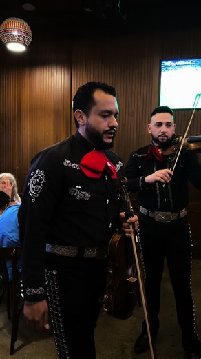 Mi razón de ser — David Vargas (Mariachi Vargas de SATX)