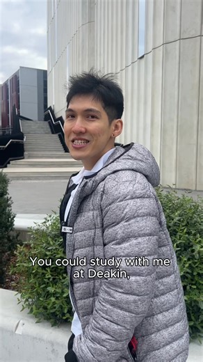 Applications are closing soon, submit yours today! Receive an AUD$2,000 Early Acceptance Bursary when you accept your Deakin study offer promptly. | Deakin University