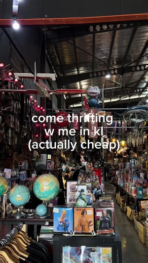 Thrift stores in KL: where to find cheap vintage clothes