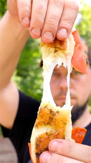 Insane Crispy Garlic Cheese Bread Recipe