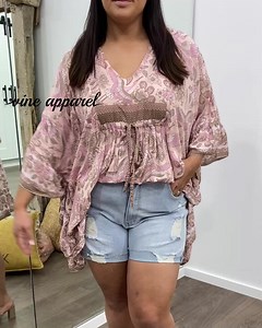 The Kimono Top in Dusty Pink Stork. LOOOOVE THIS! So, so beautiful. SO BEAUTIFUL! Flattering, so easy, and it looks so, so beautiful worn loose, tucked, or slightly tucked. You will absolutely LOVE wearing this, promise. So fresh and summery and just beautiful x x Shop HERE: vineapparel.com/collections/tops/products/kimono-top?variant=39791786131590 | Vine Apparel