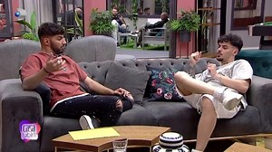 58K views · 488 reactions | Rebecca e bulversată total: ”Simt două chestii total diverite și nu înțeleg care-i faza!” | Casa Iubirii | Facebook