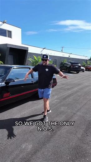 🚘🔥 1987 CHEVROLET MONTE CARLO SS AEROCOUPE 🔥🚘 A true American muscle legend 🇺🇸 Built for NASCAR, driven on the streets. 📌 Key Info 🗓️ Year: 1987 🚘 Model: Monte Carlo SS Aerocoupe 🏁 Rare homologation special ⚙️ Engine & Performance 🔹 5.0L V8 (305 cu in) 🔹 Automatic transmission 🔹 RWD 🔹 Classic V8 torque & muscle sound 🔊 ✨ What makes the AeroCoupe special ✅ Sloped rear window for aerodynamics ✅ NASCAR-inspired design ✅ Limited production = collector status ✅ Iconic SS badging & aggr