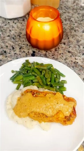 Creamy Lemon Garlic Chicken! 🍗🍋