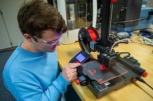 Polymer Engineering Technology | Bachelor of Science Degree (B.S.)