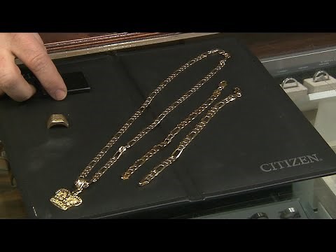 Can you spot the difference between real and fake gold? People keep falling for this scam