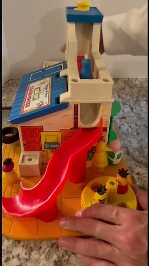 The iconic Fisher Price Sesame Street Clubhouse! #nostalgia #retrotoys #sesamestreet #fisherprice