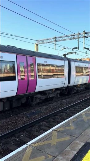 Class 357 c2c arriving at Upminster Station #fortheloveoftrains
