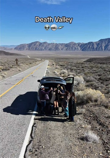 Death Valley: cruzando el valle de la muerte cerca de Area 51