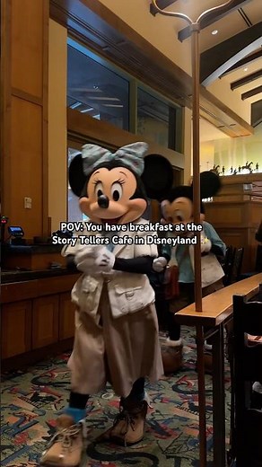 The best experience at the Story Tellers Cafe at Disney California Adventure at Disneyland ✨🫶