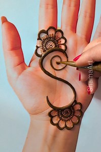 2.5M views · 23K reactions | #mehndi #mehendi #mehandi #henna #arabic #design #art #artist #creative #creativity #wedding #shamaart | Shama Art | Facebook